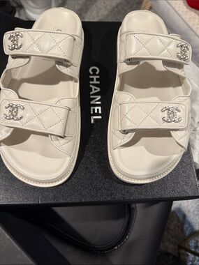 CHANEL White Quilted Double-Strap Logo Slide Sandals